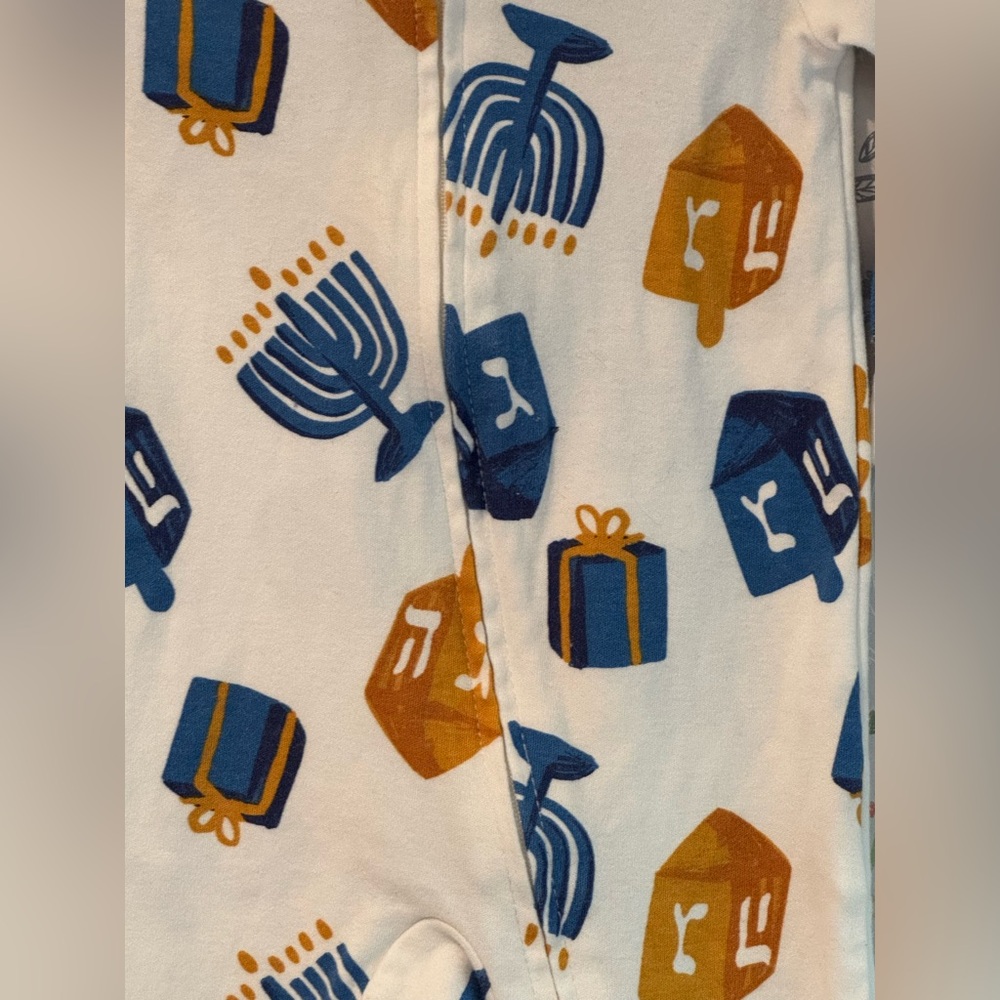 Carter’s 6-9 Month Double Zip Footie Hanukkah Pajamas - Picture 7 of 12